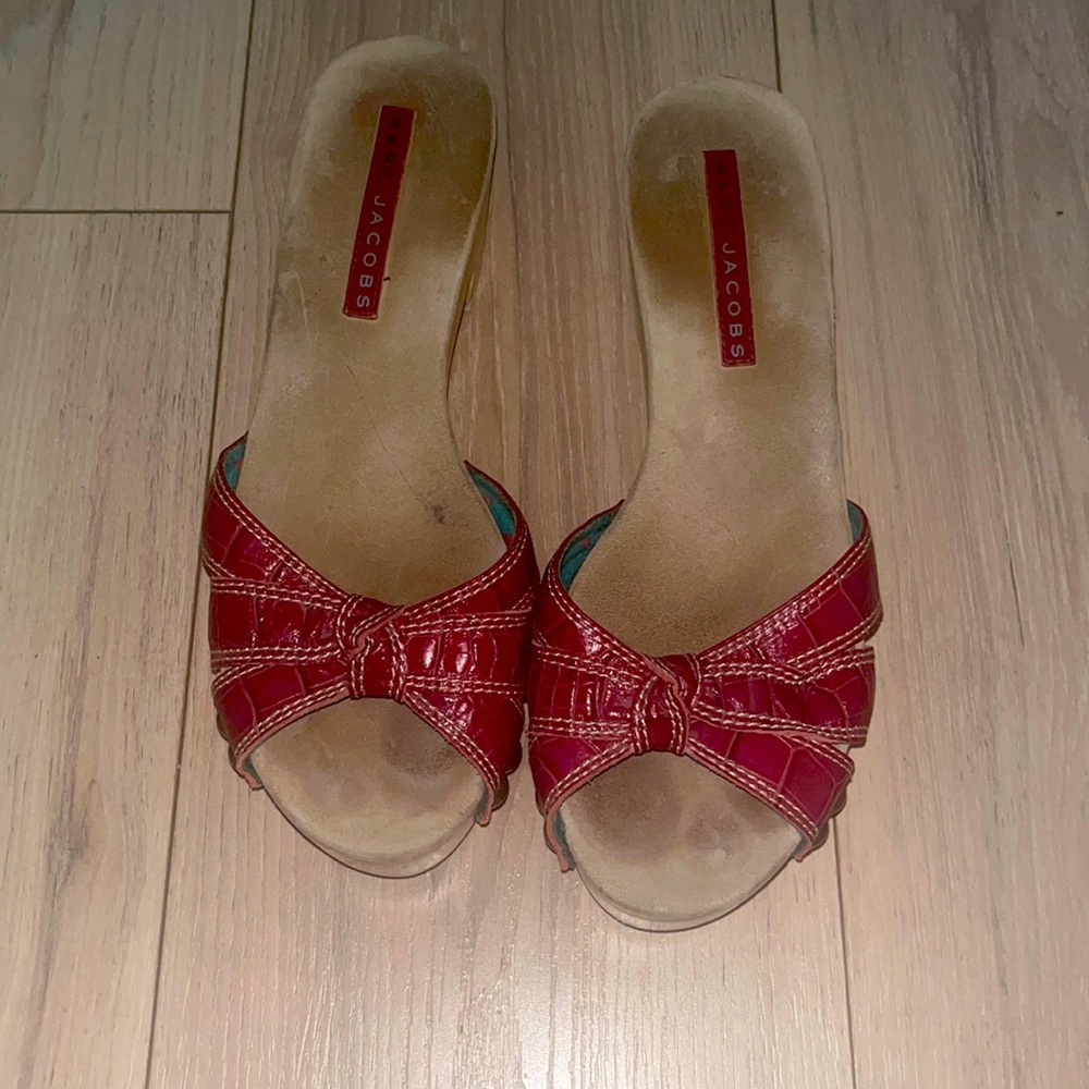 Marc Jacobs size 40 clogs with fuchsia straps. Gently used condition.
